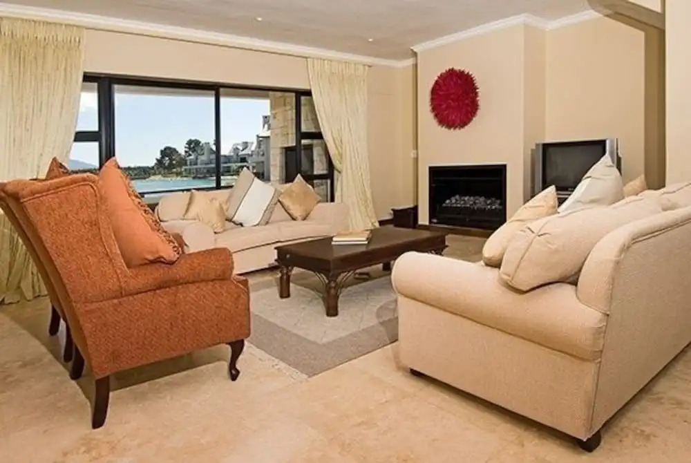 Pearl Golf Lodges