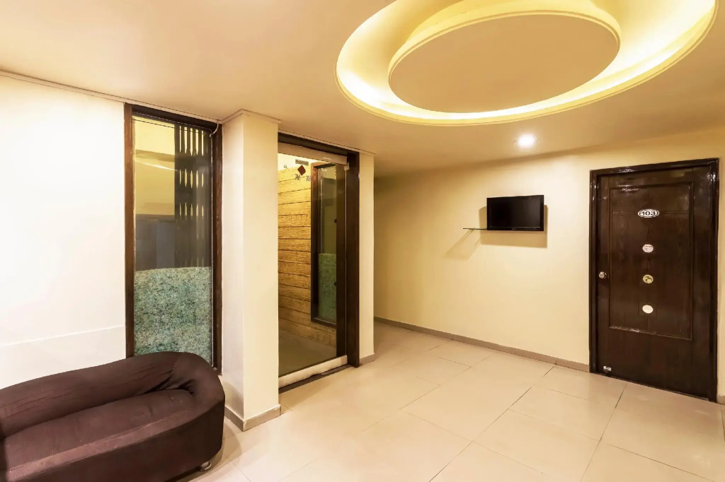 OYO Flagship 2485 Hotel Kalash Inn