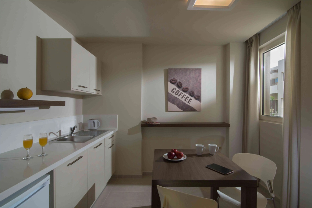 Ourania Apartments Hotel