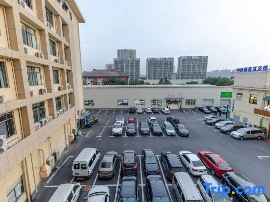 Motel Hotel (Yixing Metro Staion Store,Hefei South High-speed Railway Station )
