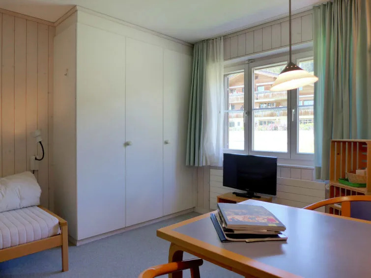 Apartment Suzanne Nr- 21 by Interhome