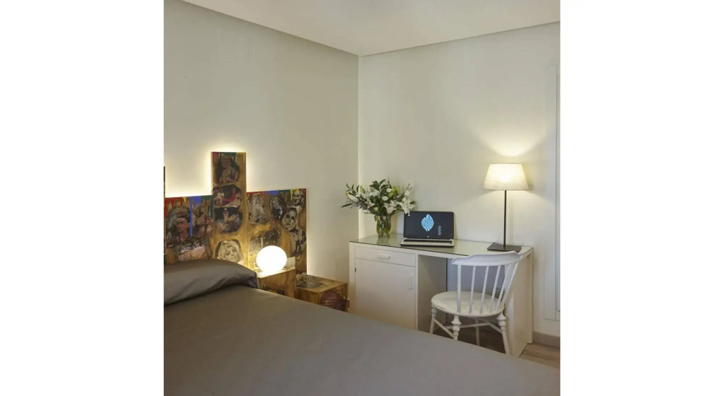 Hotel Galería Essentia