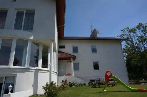 Apartments Sermiescio 3