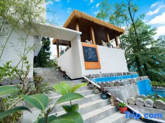 Enshi Grand Canyon Scenic Area Zhuwai Tingfeng Homestay