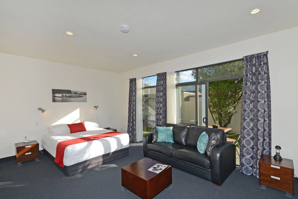 Totara Lodge