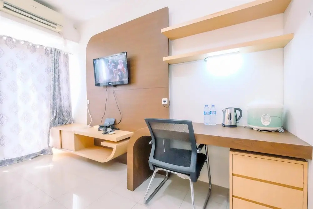 Good Deal And Homey Studio At Park View Condominium