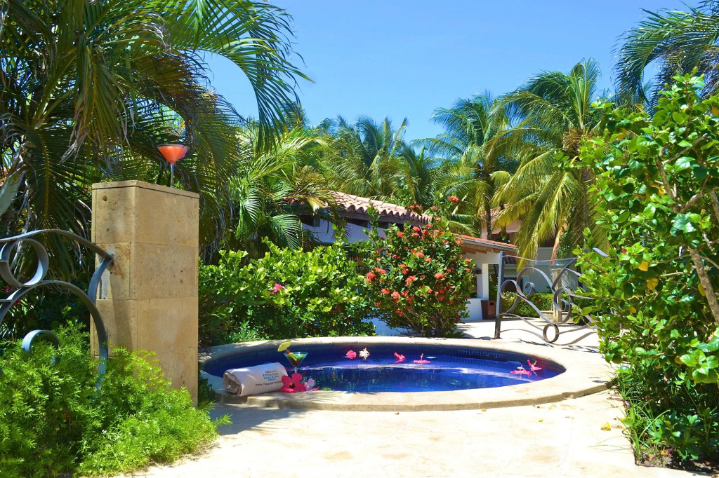 Mayan Princess Beach & Dive Resort