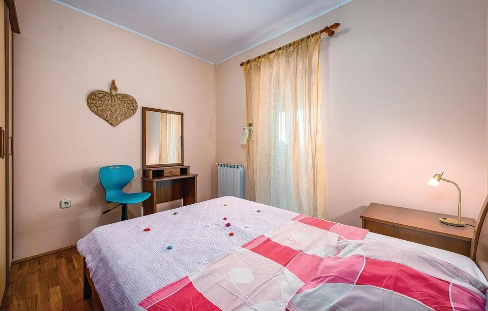 Nice Apartment in Rovinj With 3 Bedrooms and Internet