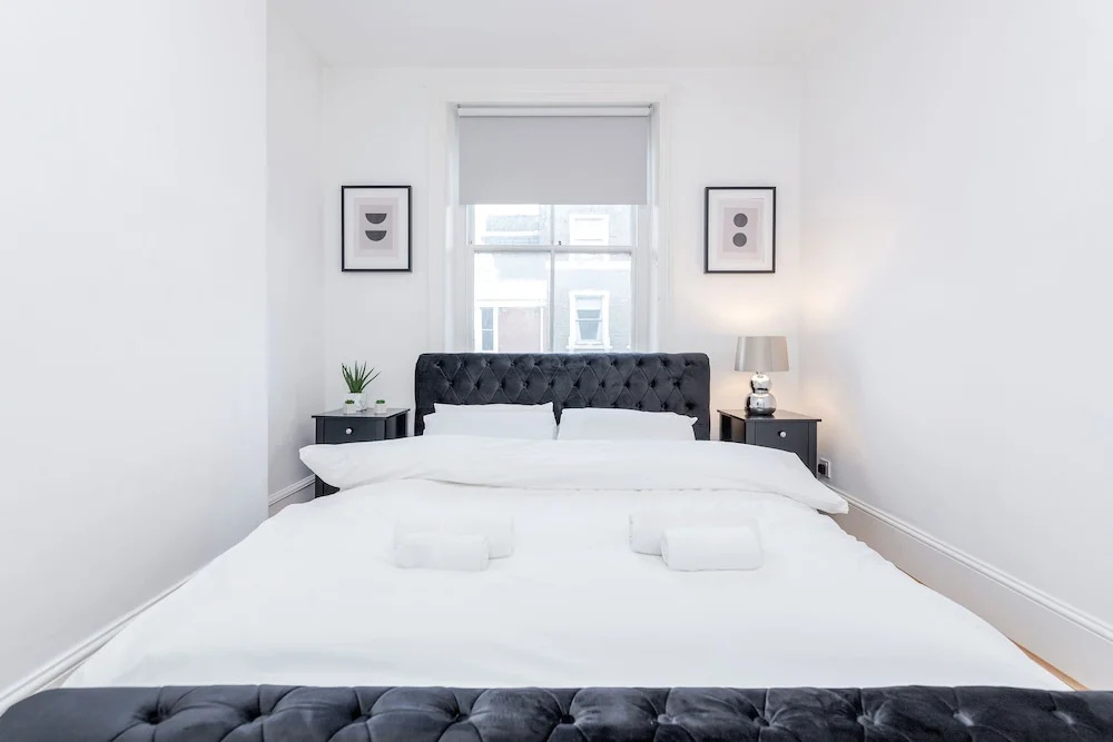 Deluxe 4 BR Oxford Circus Apartment with Terrace