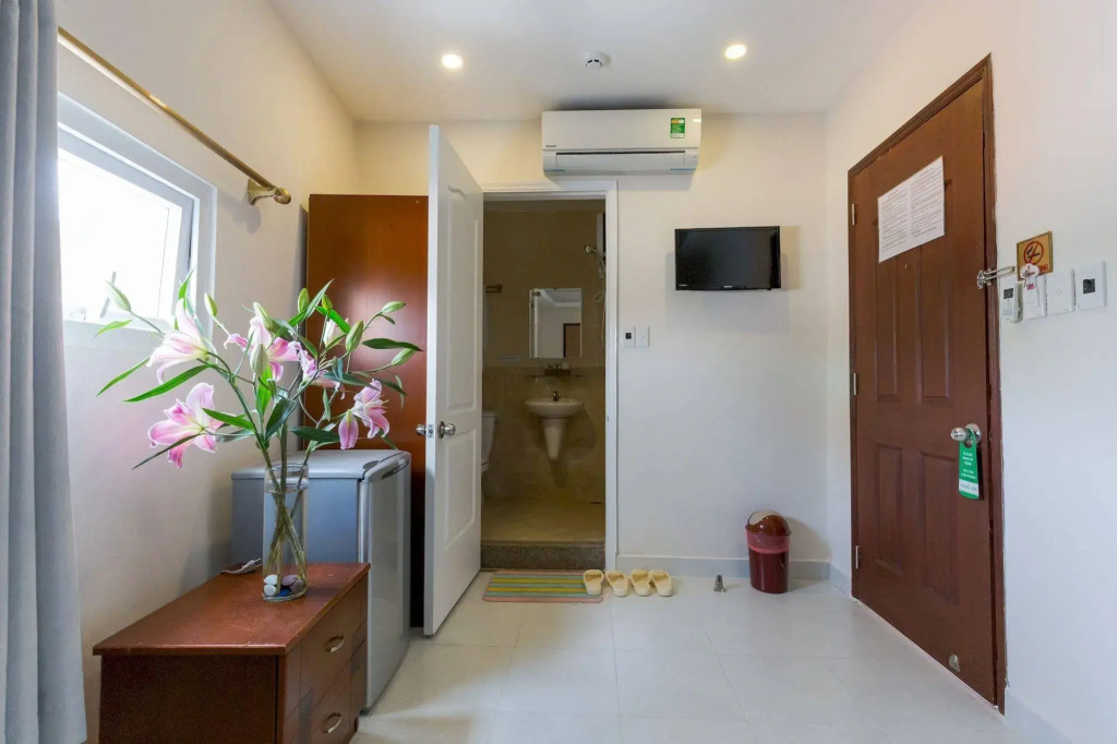 Giang Son 3 Hotel