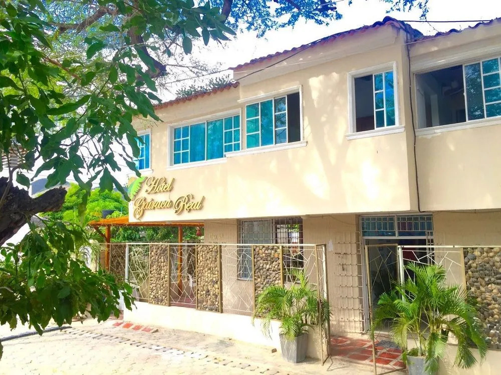 Hotel Gairaca Real