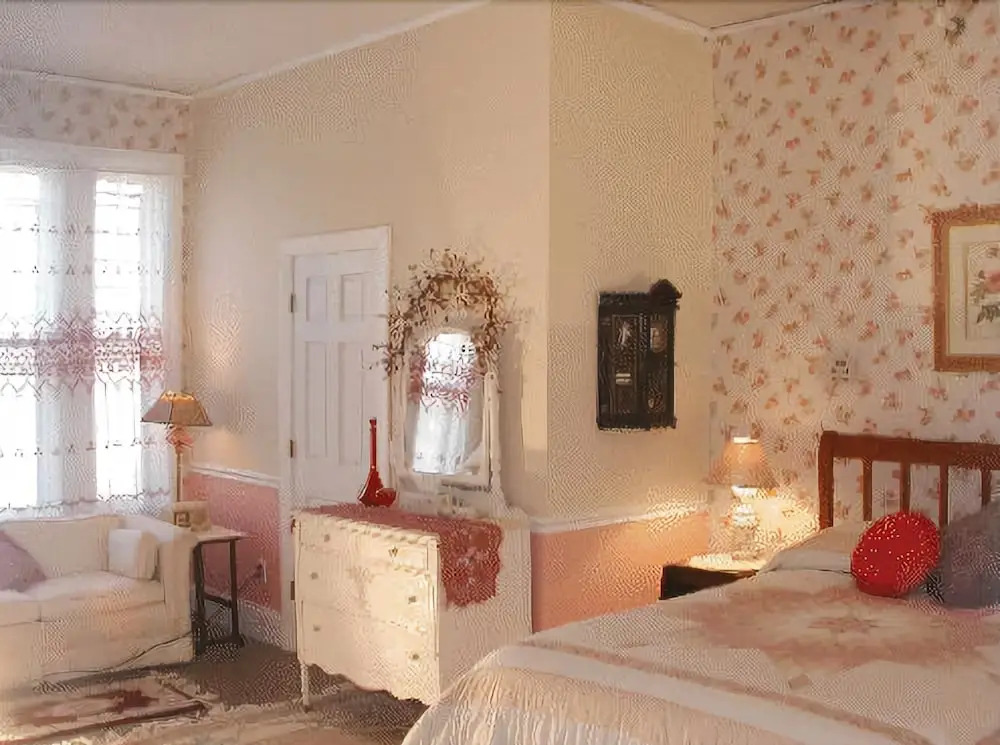 Eden Manor