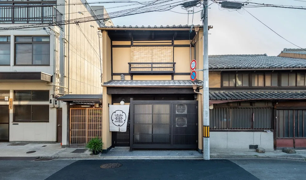 Guesthouse-Hana・Petalstream Villa