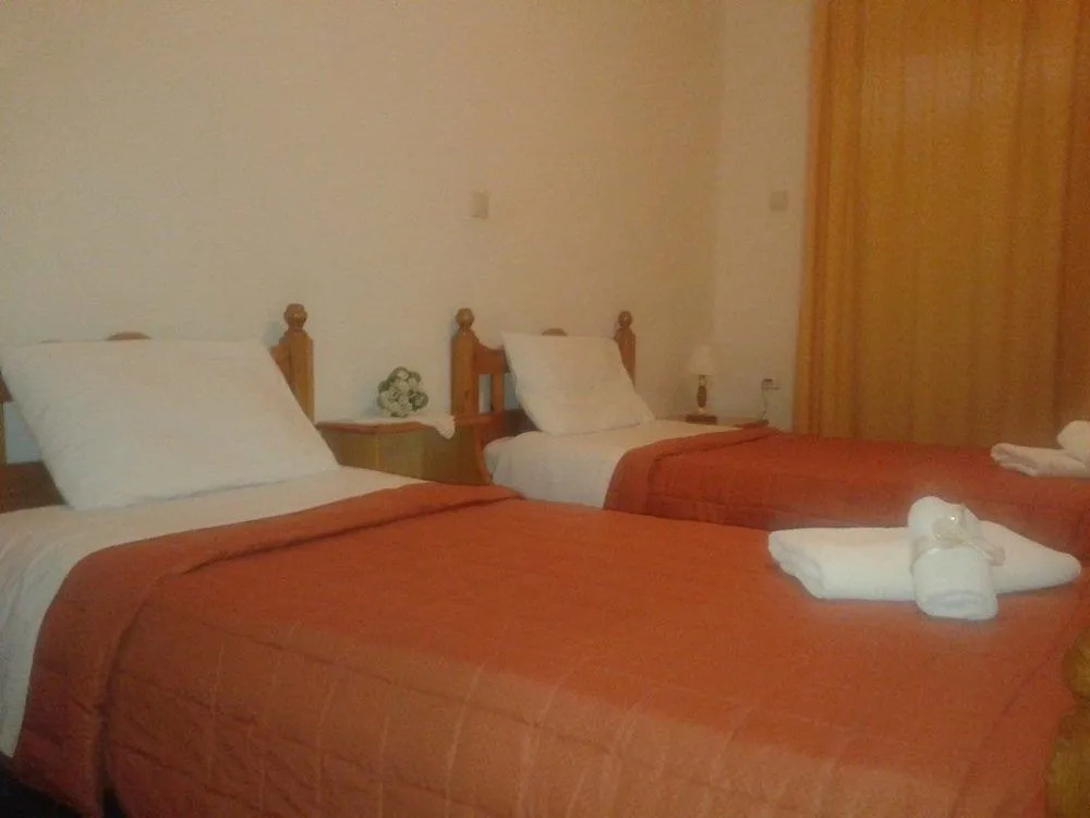 Kritikos Rooms