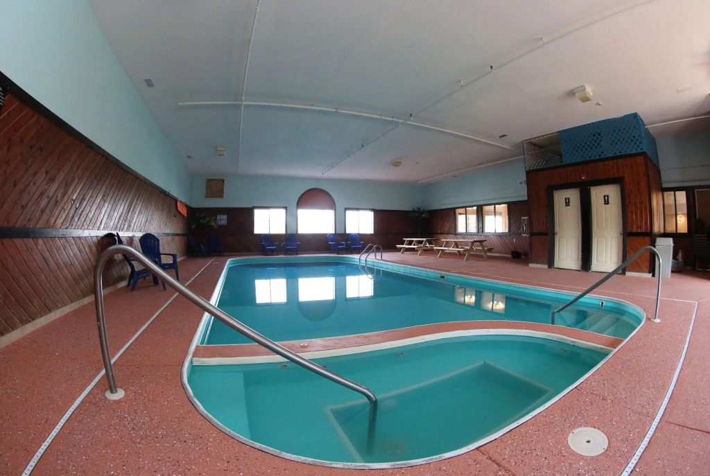 Super 8 by Wyndham Portsmouth