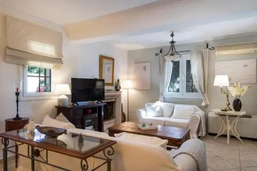 Neptune family Villa