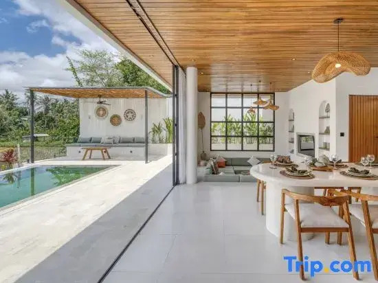Villa Impian Sawah 2BR with Rice Views In Ubud