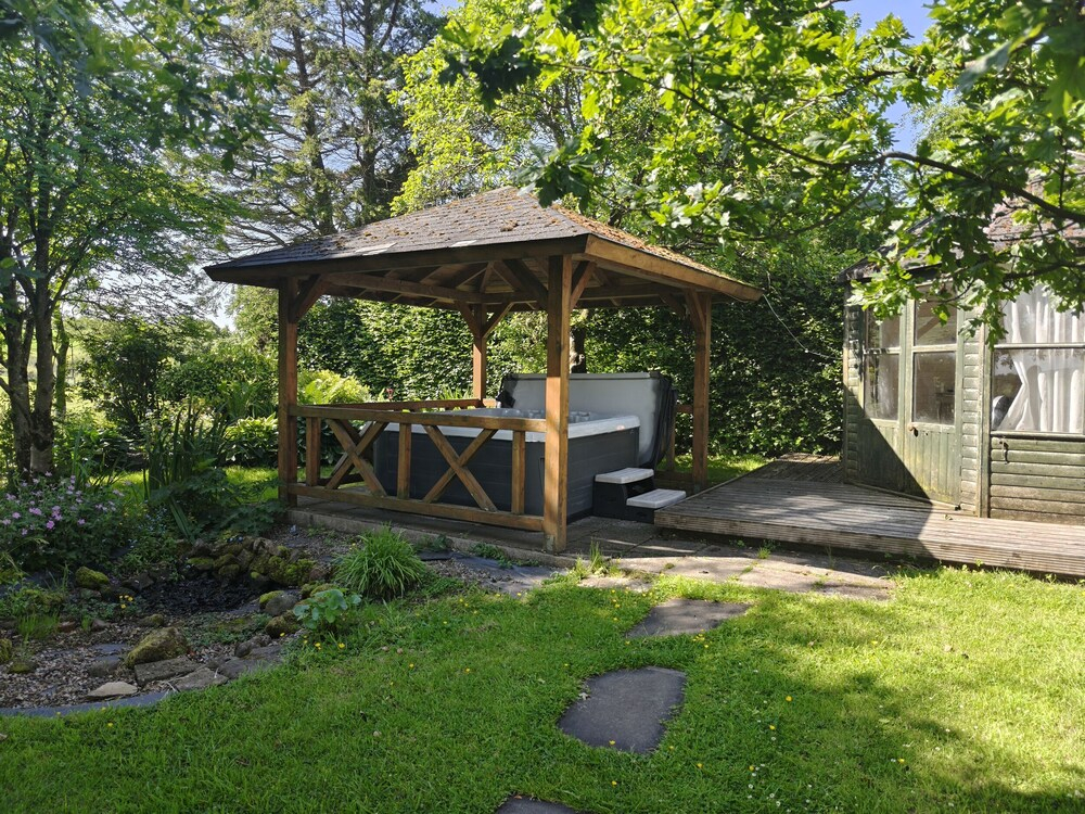 Bush Nook House