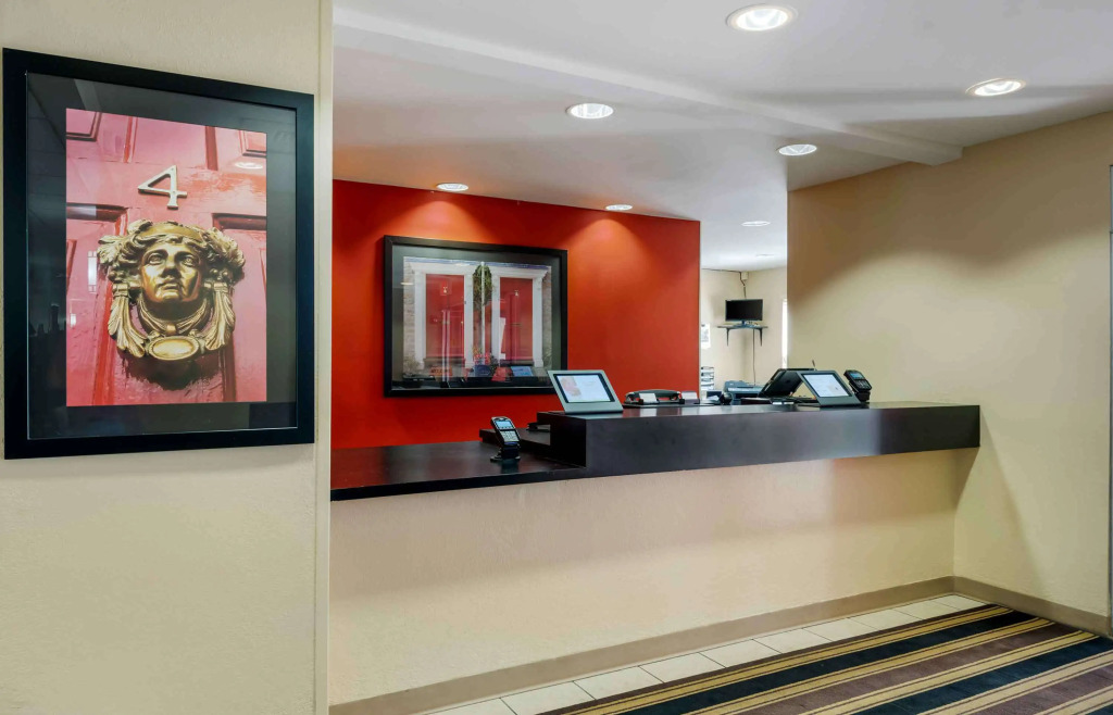 Extended Stay America Suites - Chicago - Gurnee