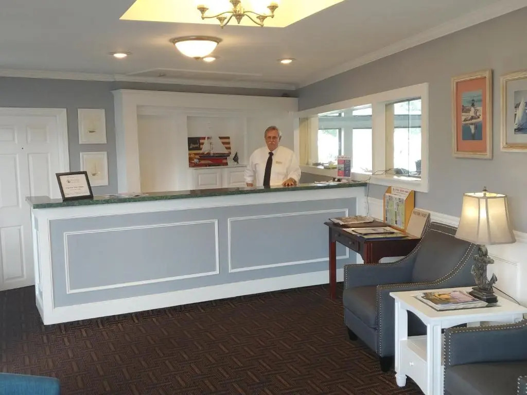 Hyannis Travel Inn