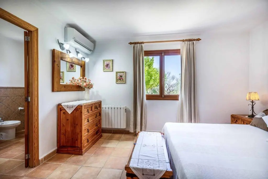 CA NA SUREDA by Sealand Villas