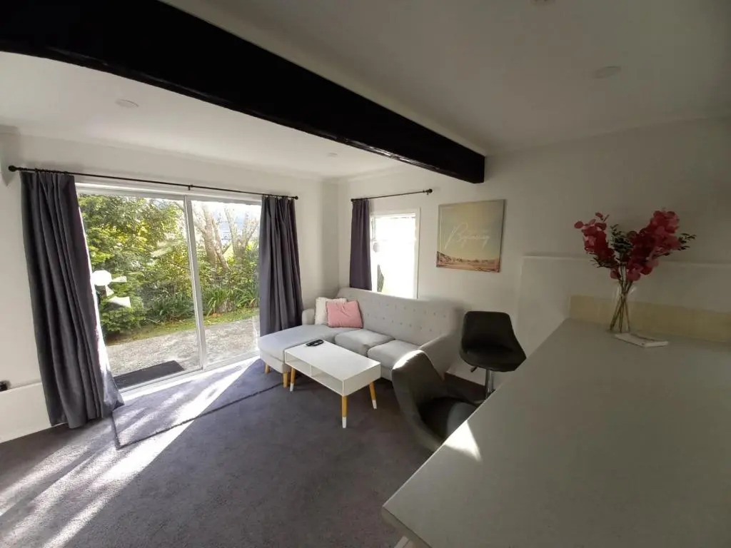 Lemon Tree Apartment Tawa