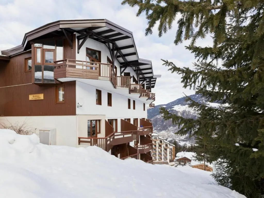 Appartement La Tania, 4 pièces, 9 personnes - FR-1-513-8
