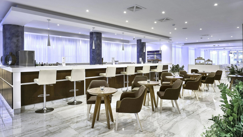 Gaia Sun N Blue Hotel