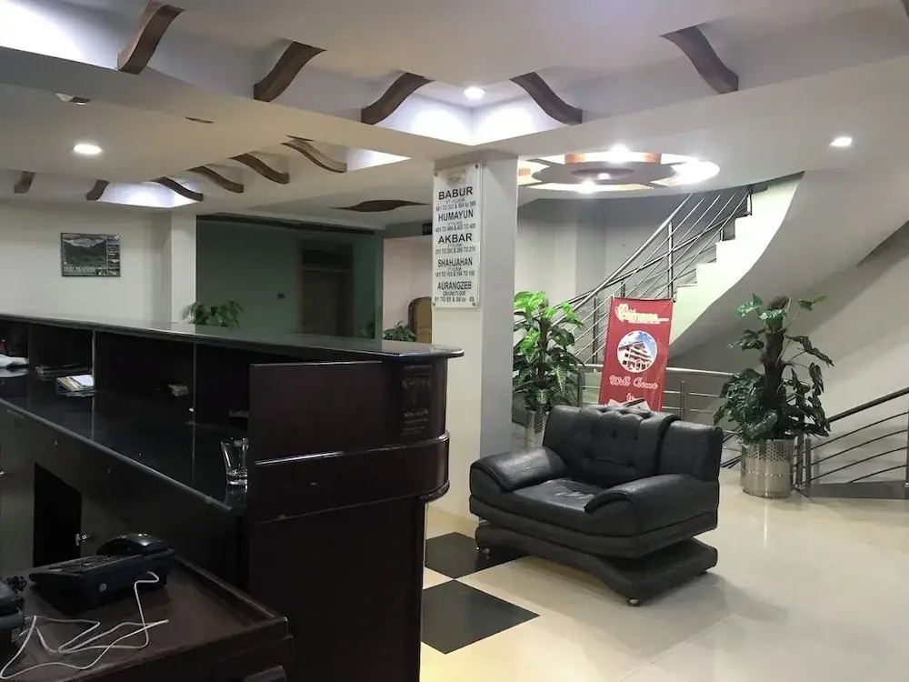 Centurian Hotel Naran