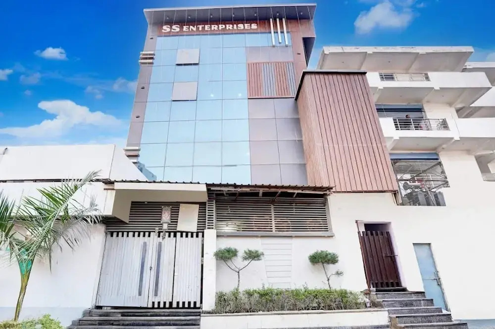 Hotel Star Inn