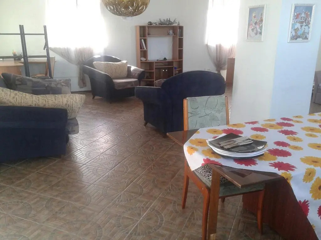 Guest house on Zavelishnskaya
