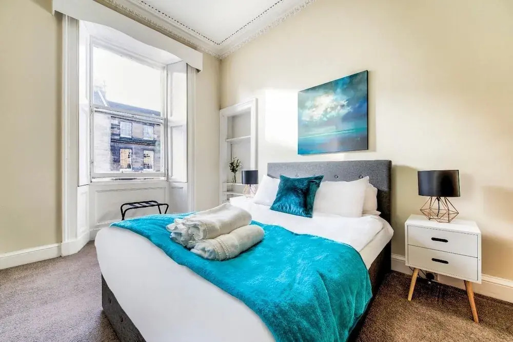 Henderson - New Town Apartment