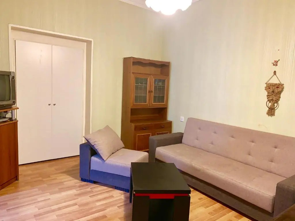 Center house #14