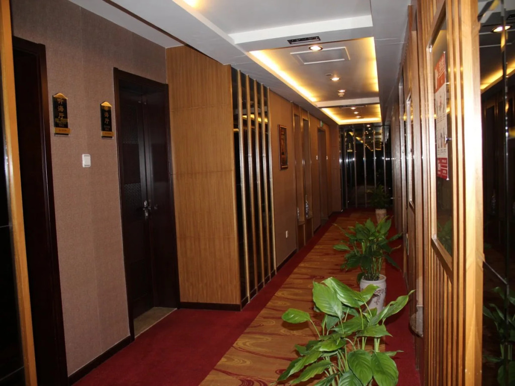 Qingdao Hanyuan Century Hotel