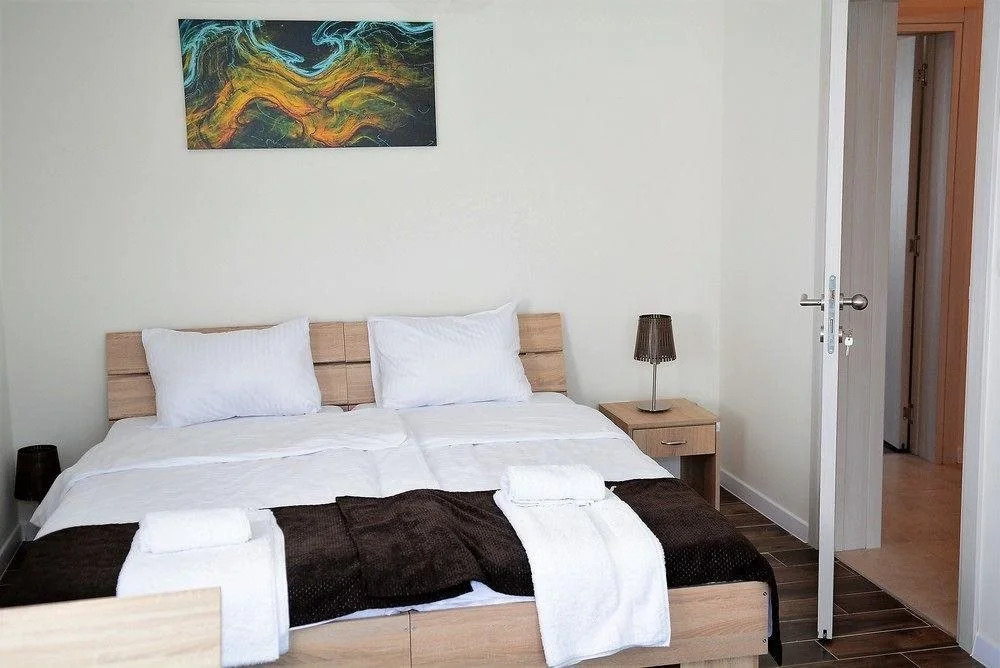 Hotel A-minis
