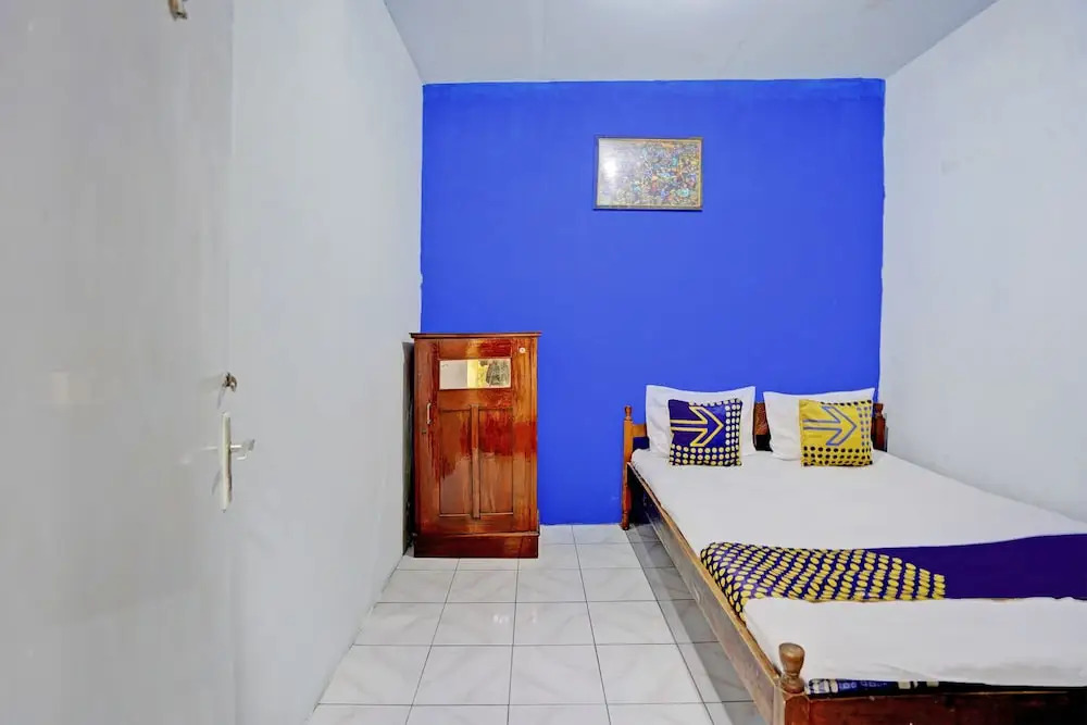 OYO Life 92921 Omaya Kost Syariah