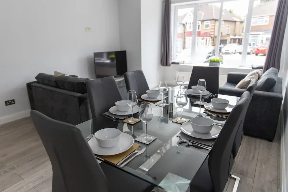 London Northwick Park by Riis Property