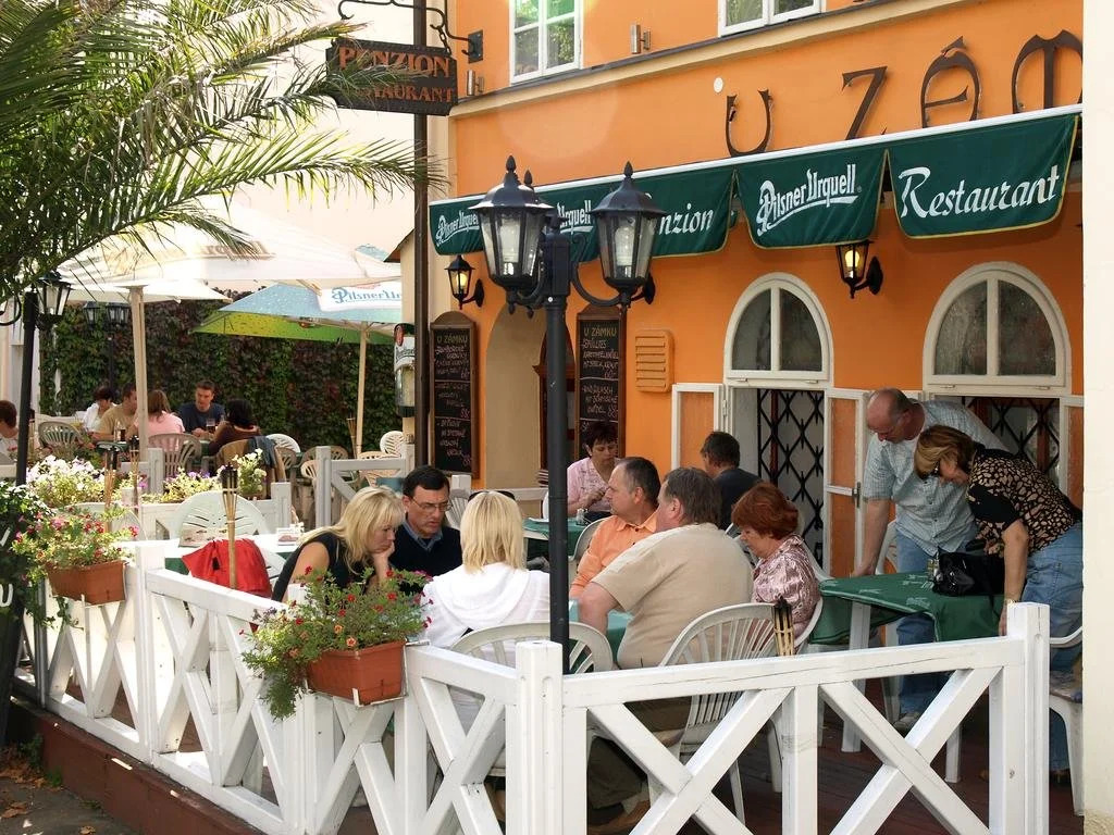Penzion - Restaurant U Zámku