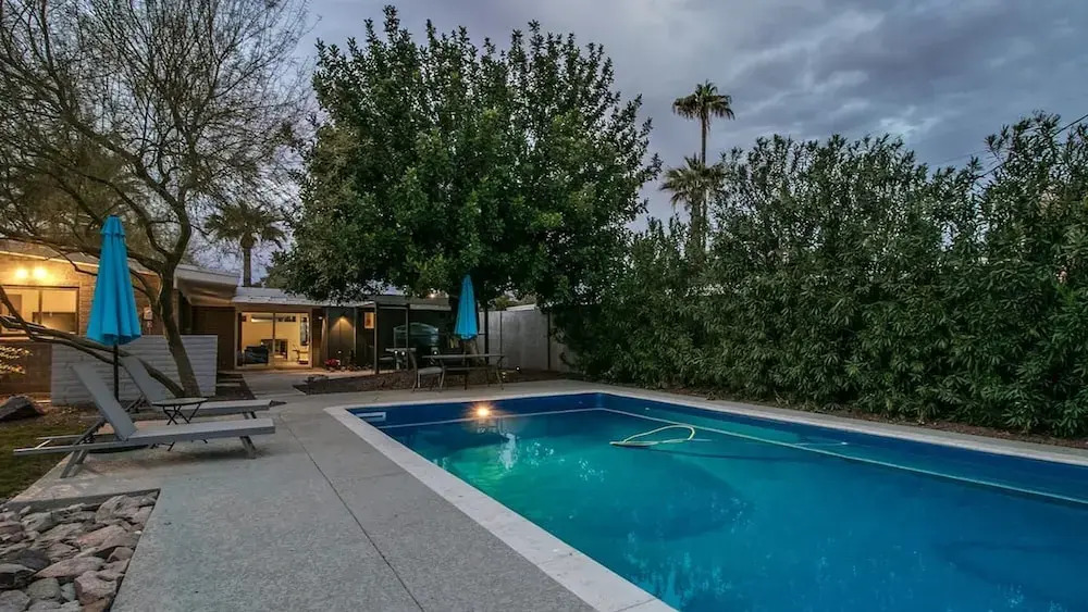 Mid-century Modern W/backyard Oasis, Putting Green