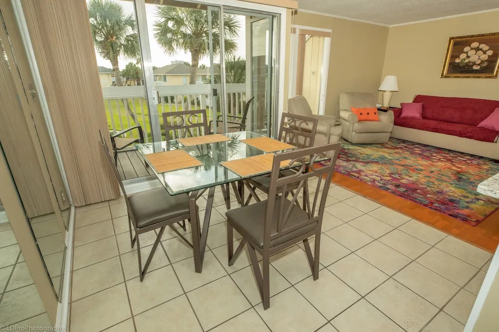 Sandpiper Cove 2015 1 Bedroom Condo