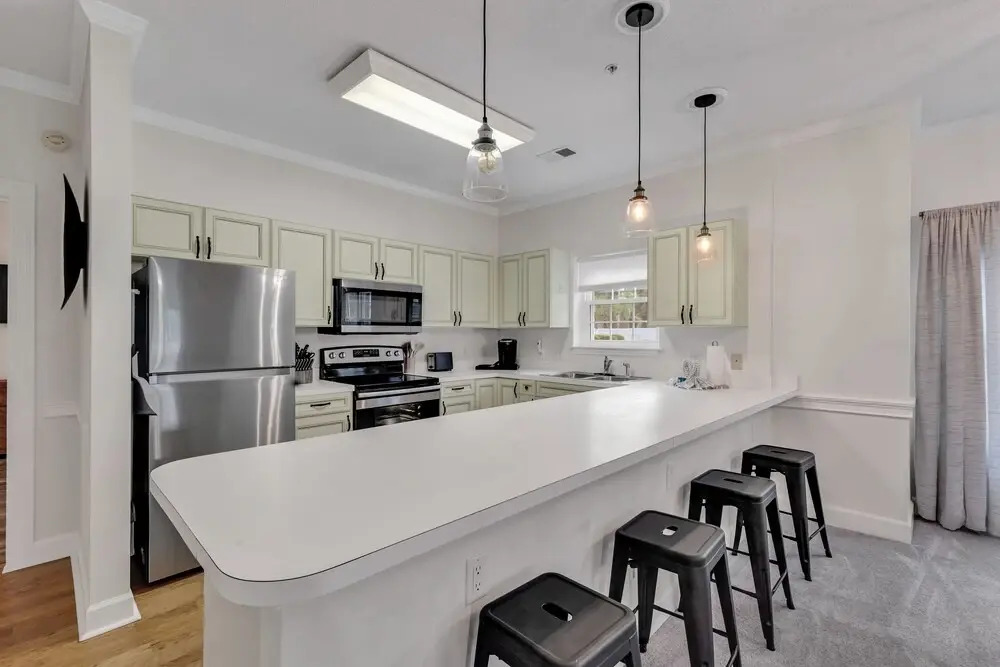 Elegant 3BR Condo- Magnolia North 101