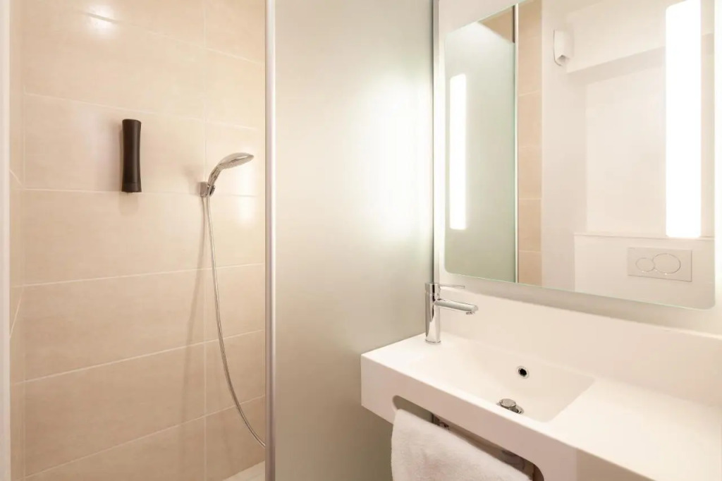 B&B HOTEL Bois dArcy Saint Quentin en Yvelines