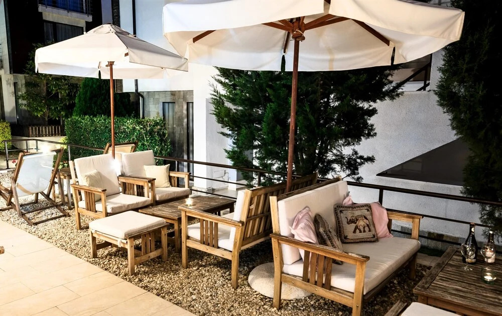 Seaside Apartment With 2 Bedrooms for up to 5 Guests