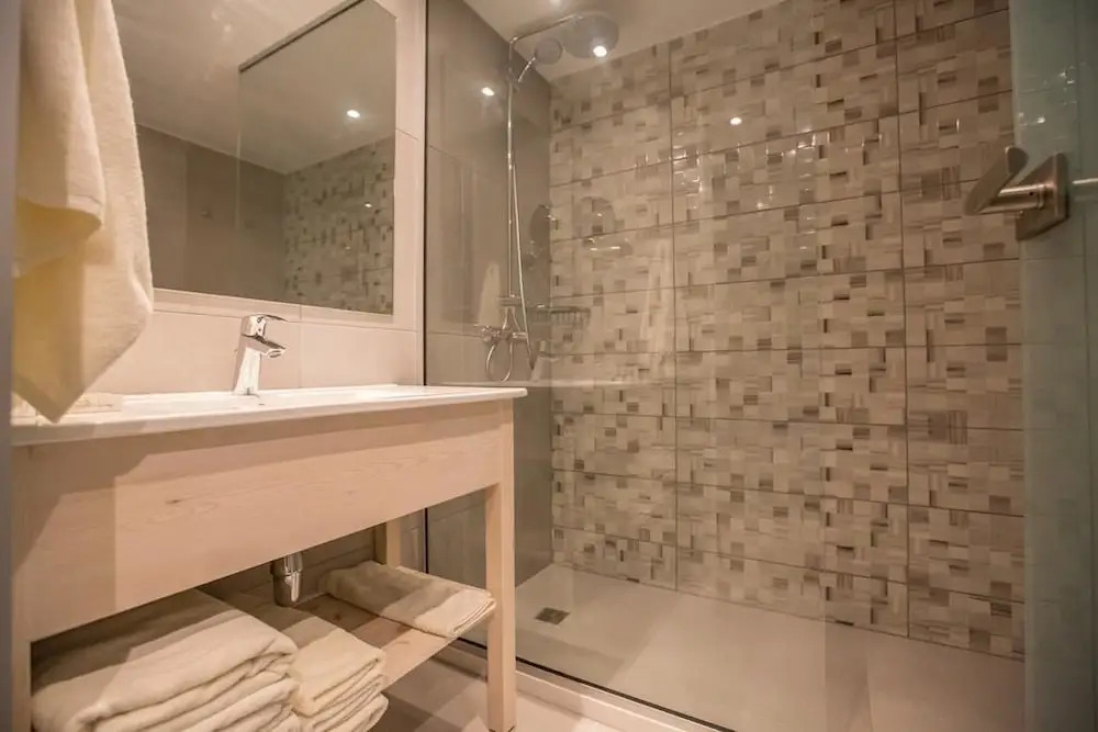 Stratovarius Nissi Rooms