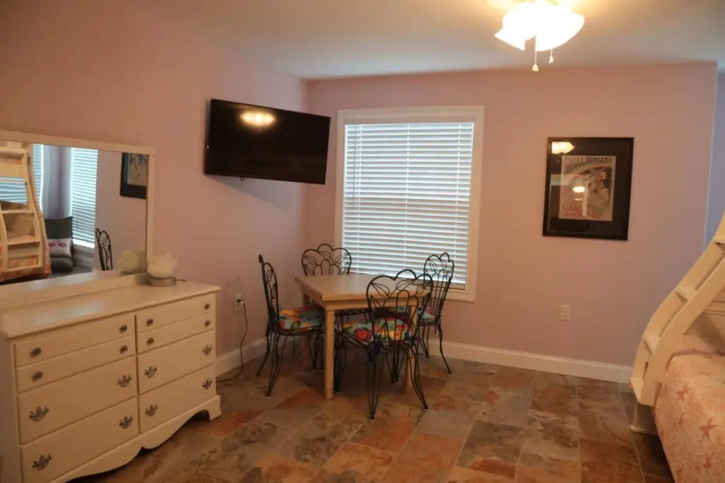 Executive Keys Condominiums on the Beach