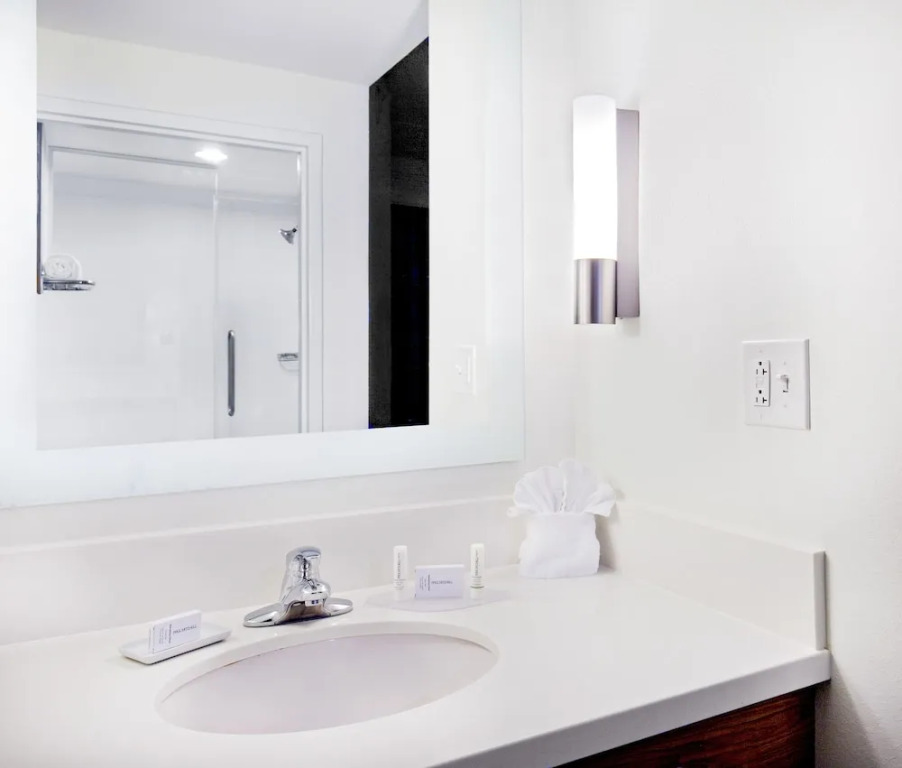 SpringHill Suites Chesapeake Greenbrier