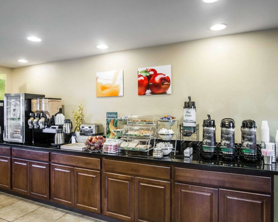 Quality Inn Holbrook near Petrified Forest