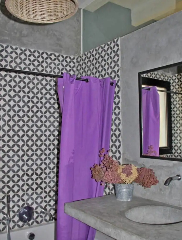 AYO private pool and garden house