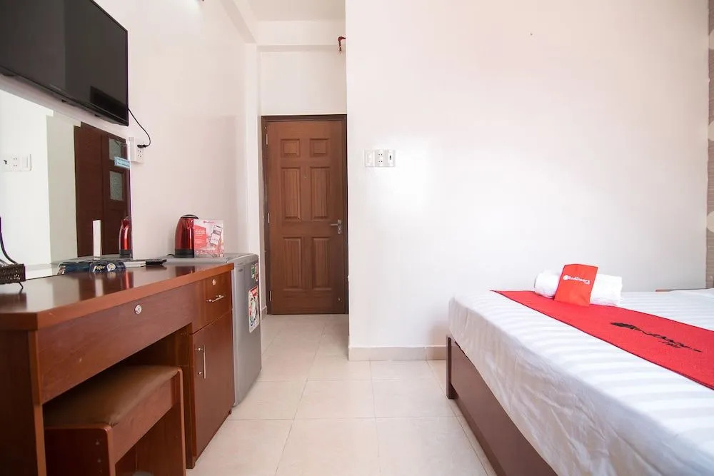 RedDoorz @ Pham Ngu Lao Street