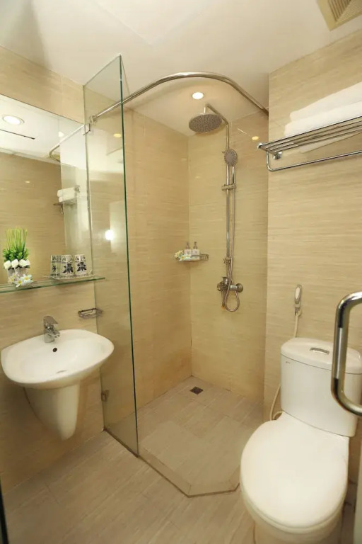 Aviary Hanoi Hotel & Travel